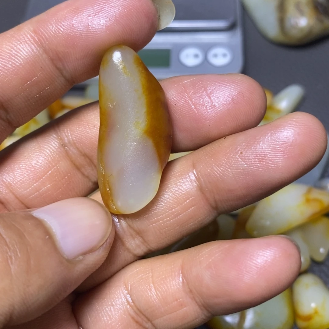 未镶嵌和田玉挂件