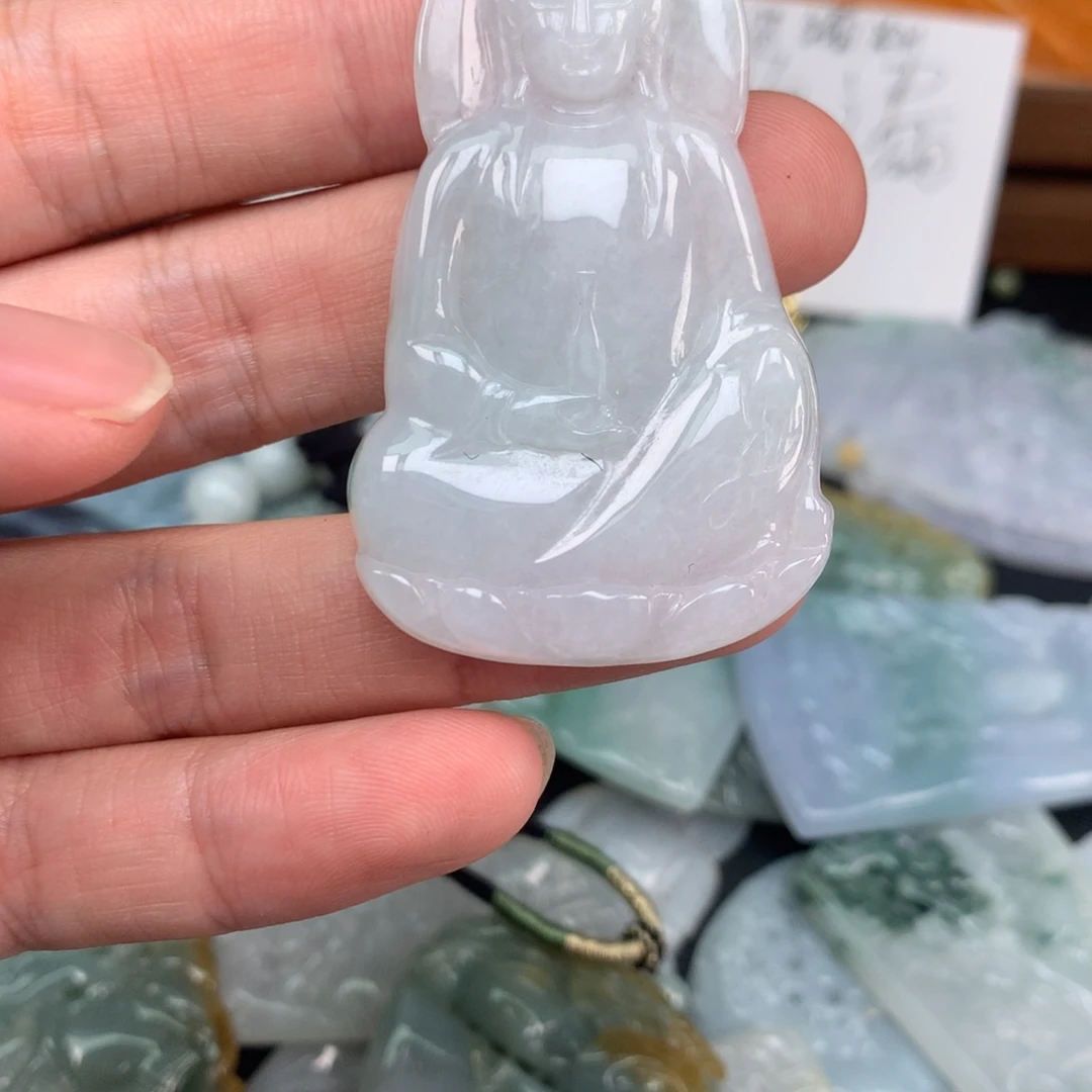 翡翠未镶嵌颈饰福利