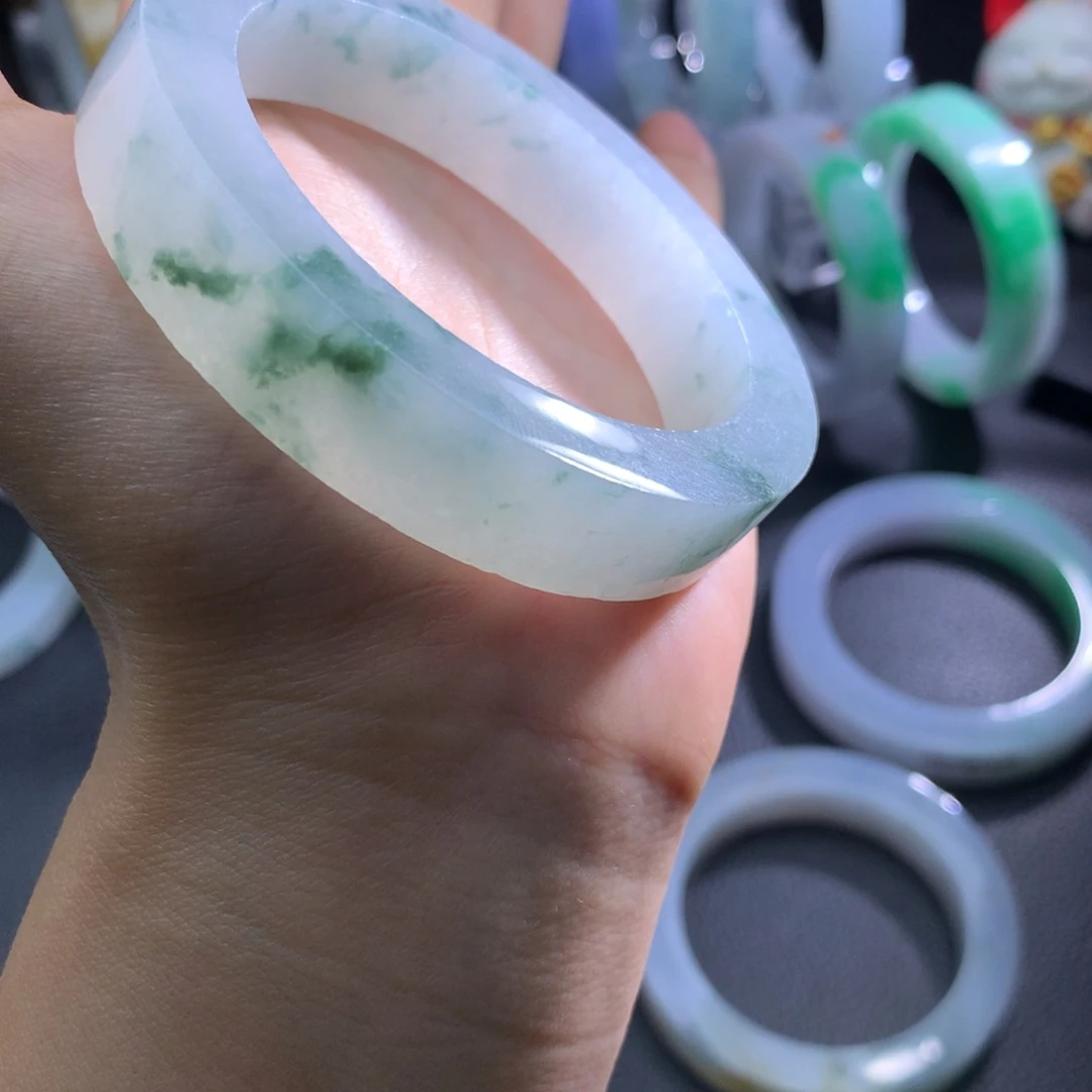 未镶嵌翡翠定制翡翠
