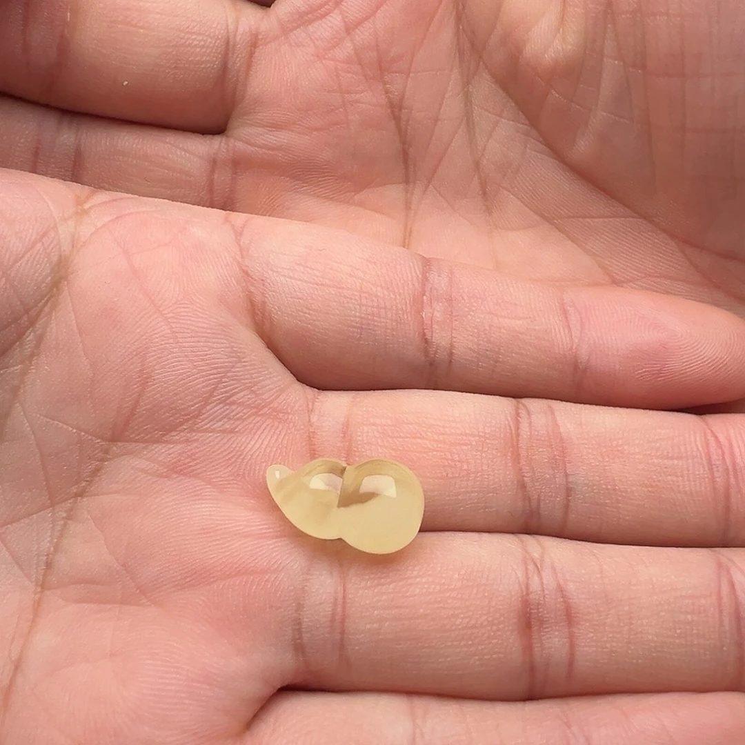 蜜蜡未镶嵌颈饰葫芦提溜