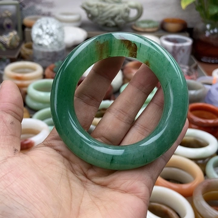 未镶嵌手镯石英岩玉绿色翠冰冰