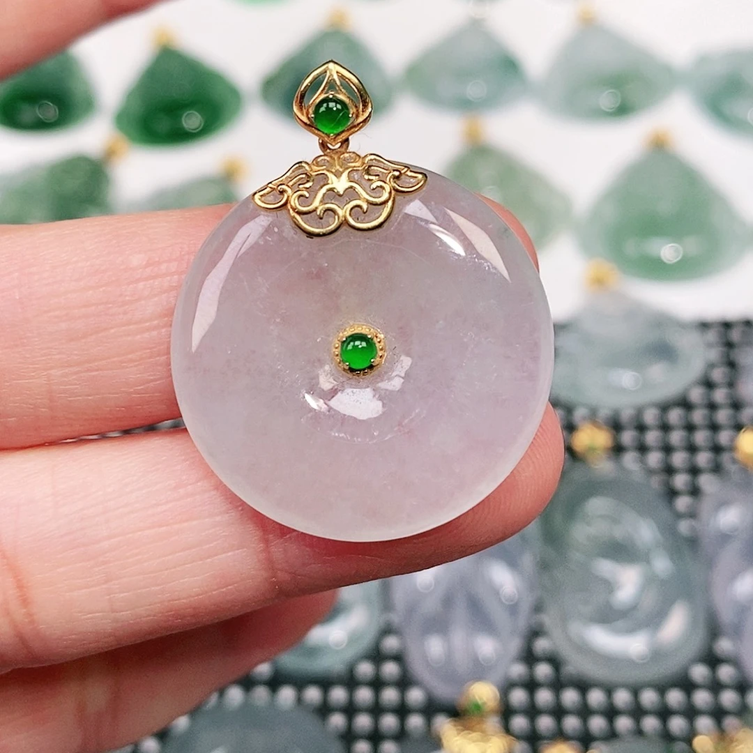 翡翠18K金镶嵌颈饰