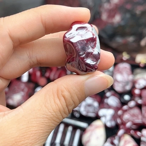 【闪购商品】天然辰砂风*！天然原矿朱砂吊坠