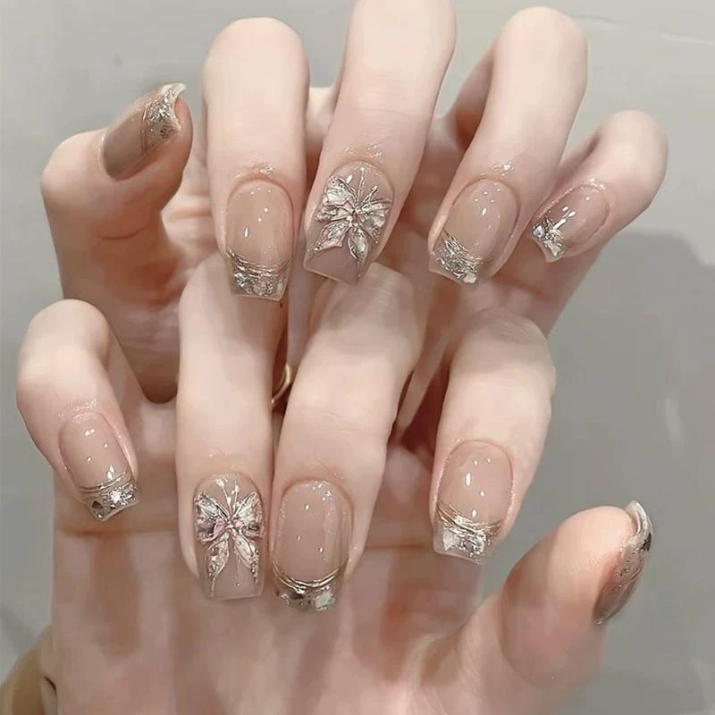 【品牌】 【金语蝶】裸色蝴蝶指甲贴片温柔显白仙女短款纯手工穿戴甲