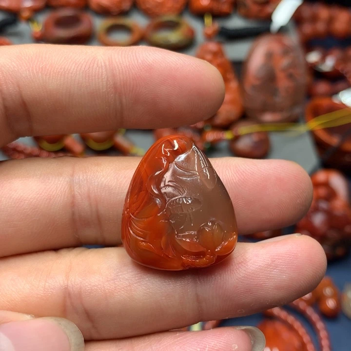 吊坠(不含链)未镶嵌南红玛瑙