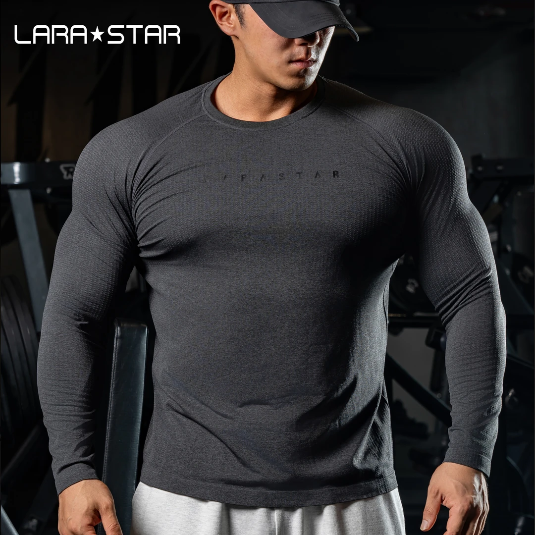 劳拉之星1545一体编织吸汗排湿弹力训练跑步运动长袖健身衣男