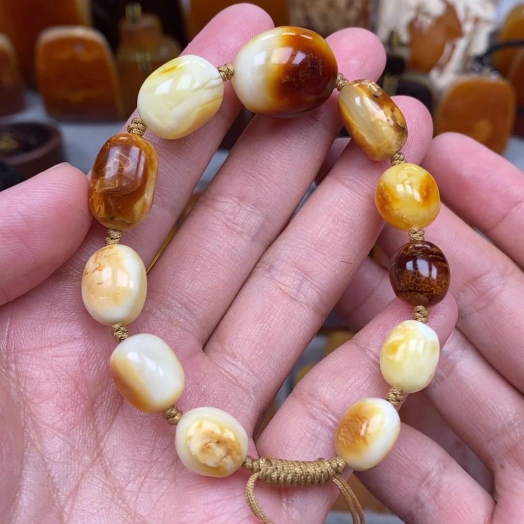 未镶嵌吊坠(赠链)琥珀