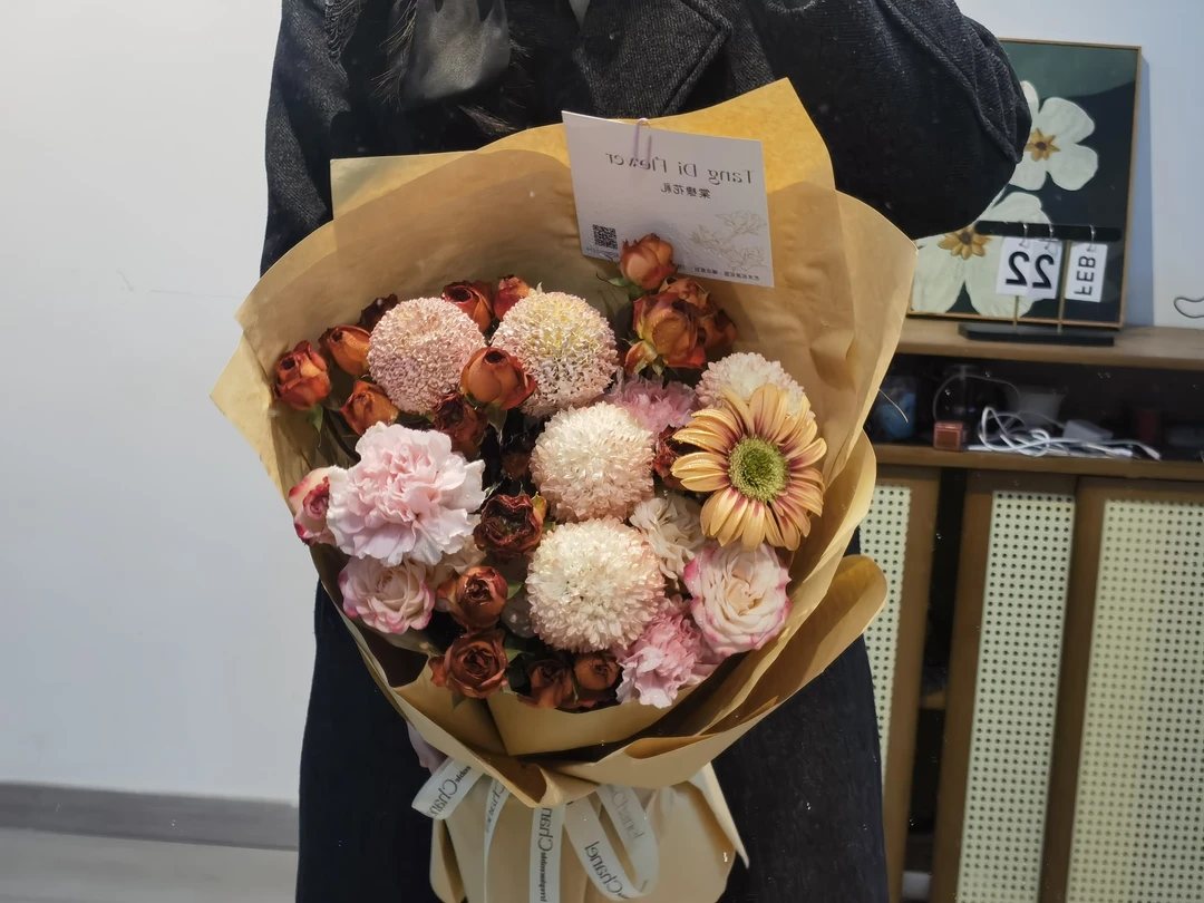 巧克力泡泡复古风花束