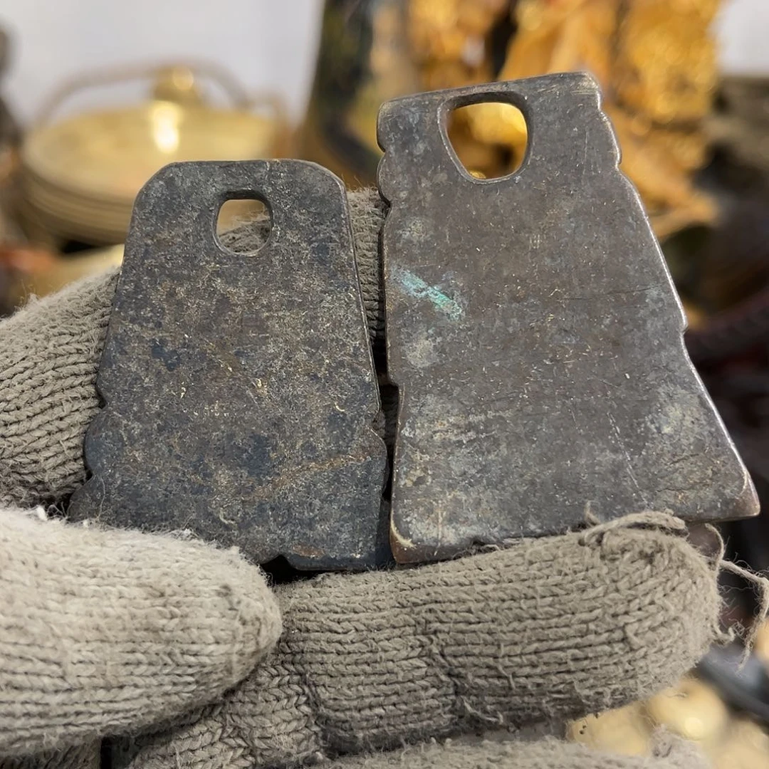 温***司闪电购铜摆件工艺品