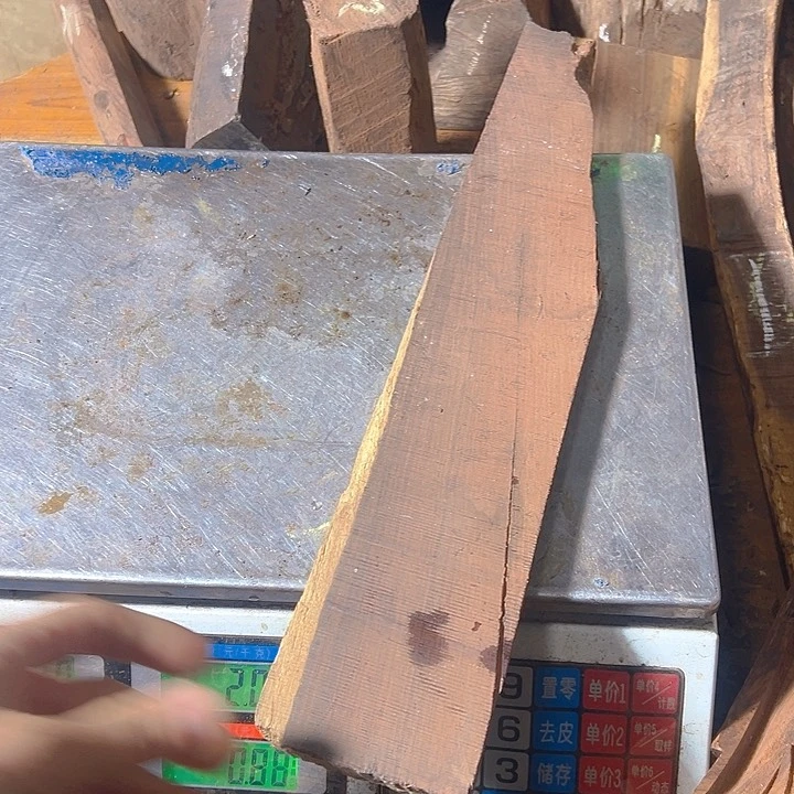 交趾黄檀（大红酸枝）3