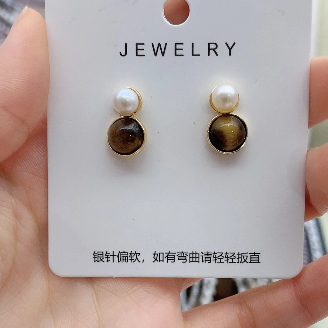银S925镶嵌淡水珍珠耳饰