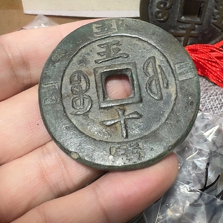 用***4铜现代工艺品花钱