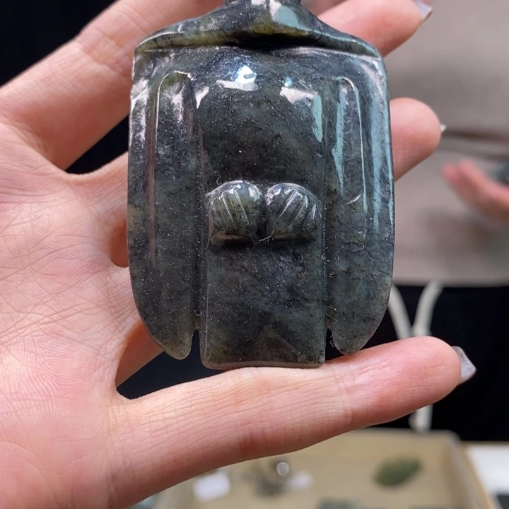 岫岩河磨玉（透闪石质玉）颈饰未镶嵌