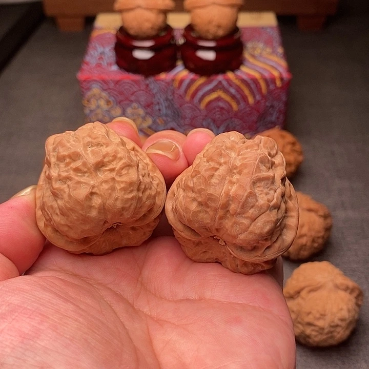 把件文玩核桃蛤莫头