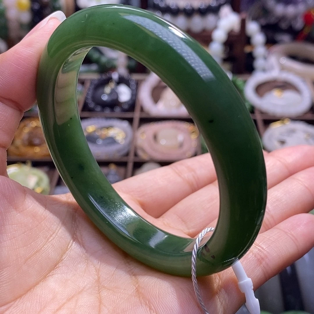 颈饰未镶嵌和田玉毕业级老坑料碧玉手镯60