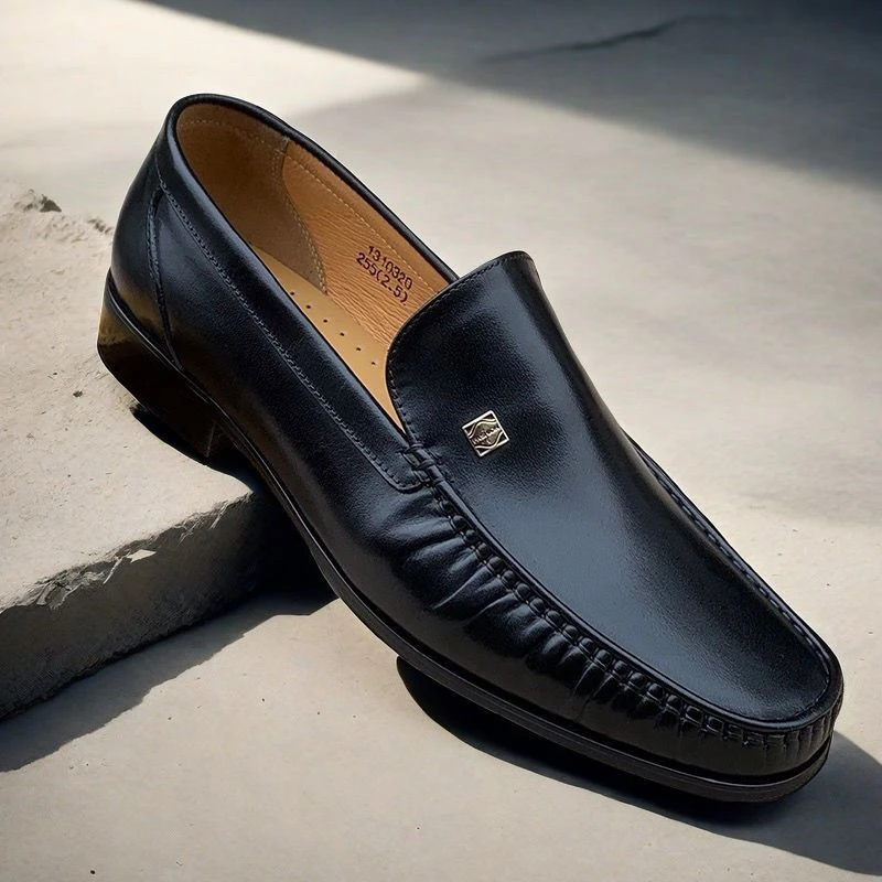新款男鞋真皮秋季商务正装鞋男士透气一脚蹬圆头打蜡皮休闲皮鞋男