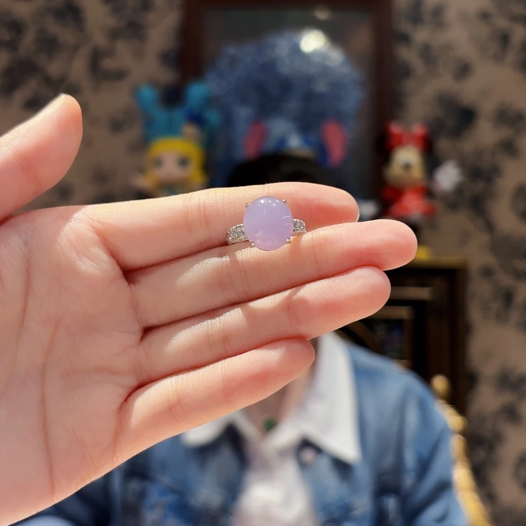 翡翠18K金镶嵌戒指