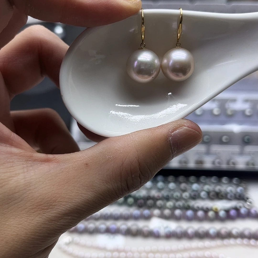 淡水珍珠耳饰18K金镶嵌