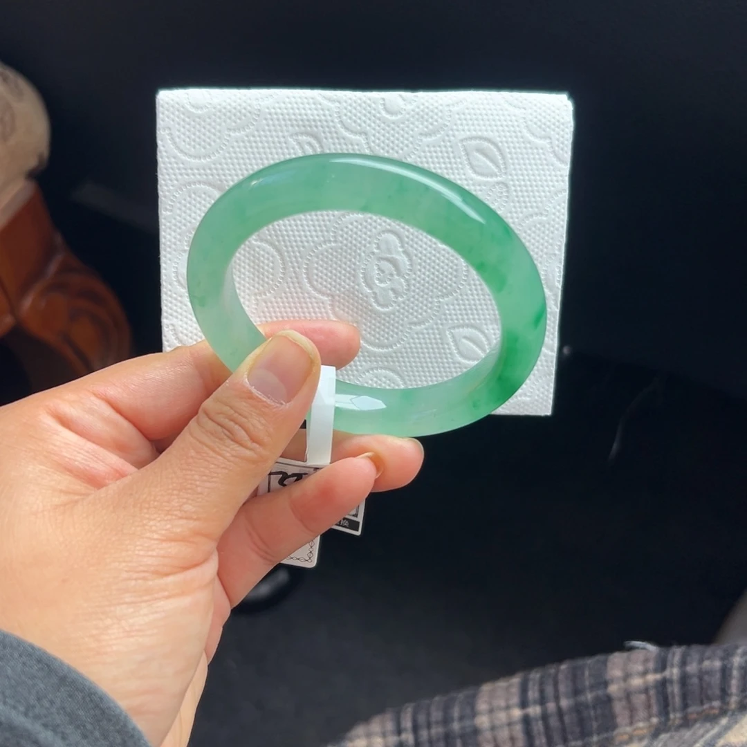 石英质玉未镶嵌手镯非洲翠5758