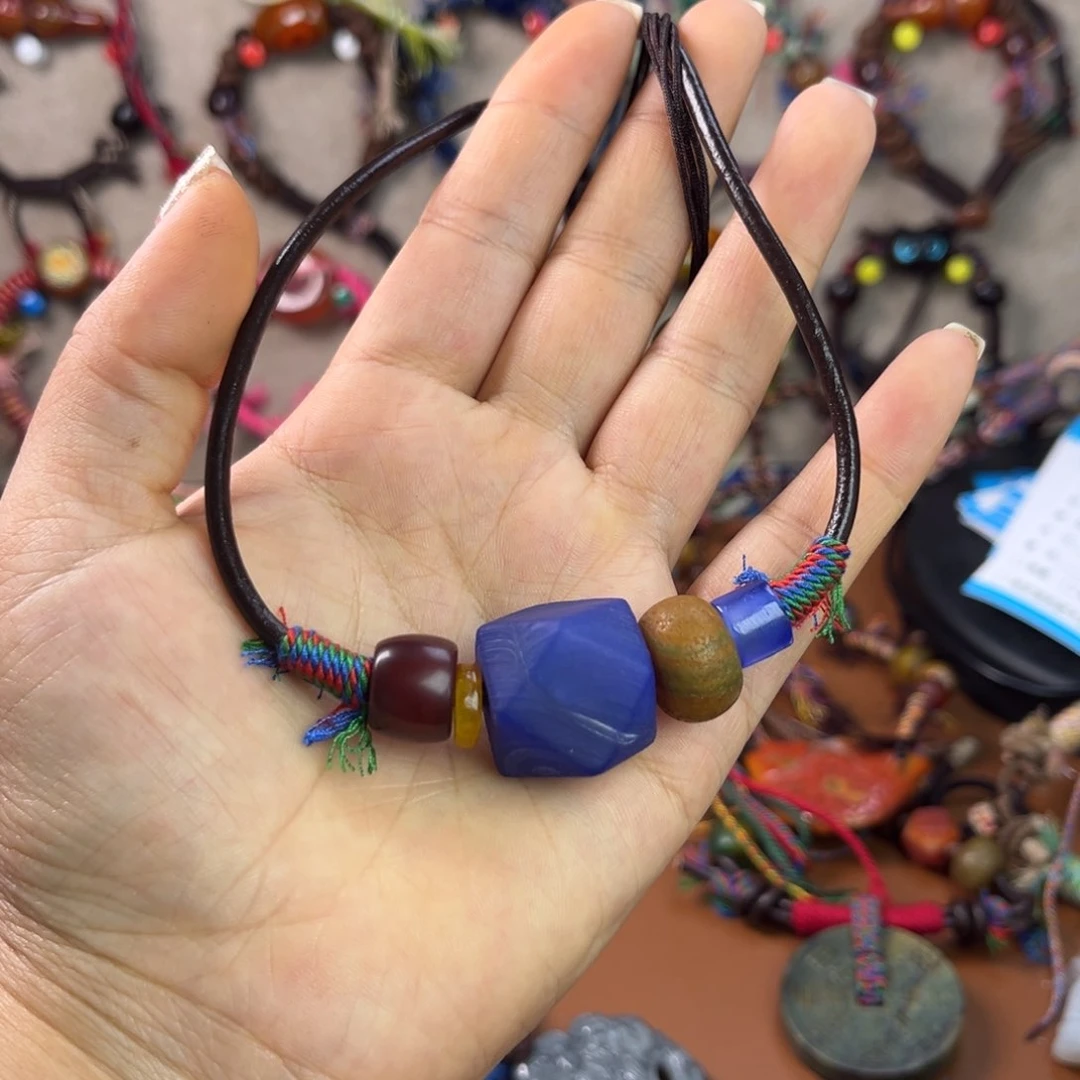 玛瑙/玉髓颈饰未镶嵌