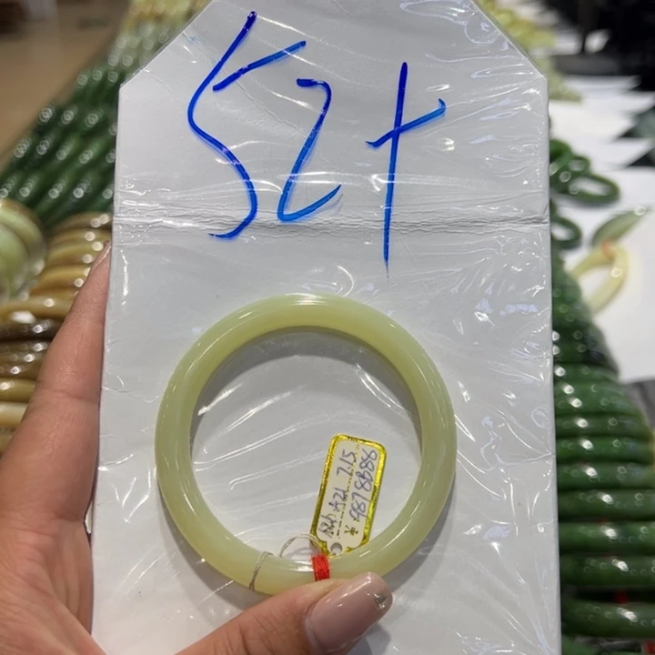 和田玉手镯未镶嵌T***✨
