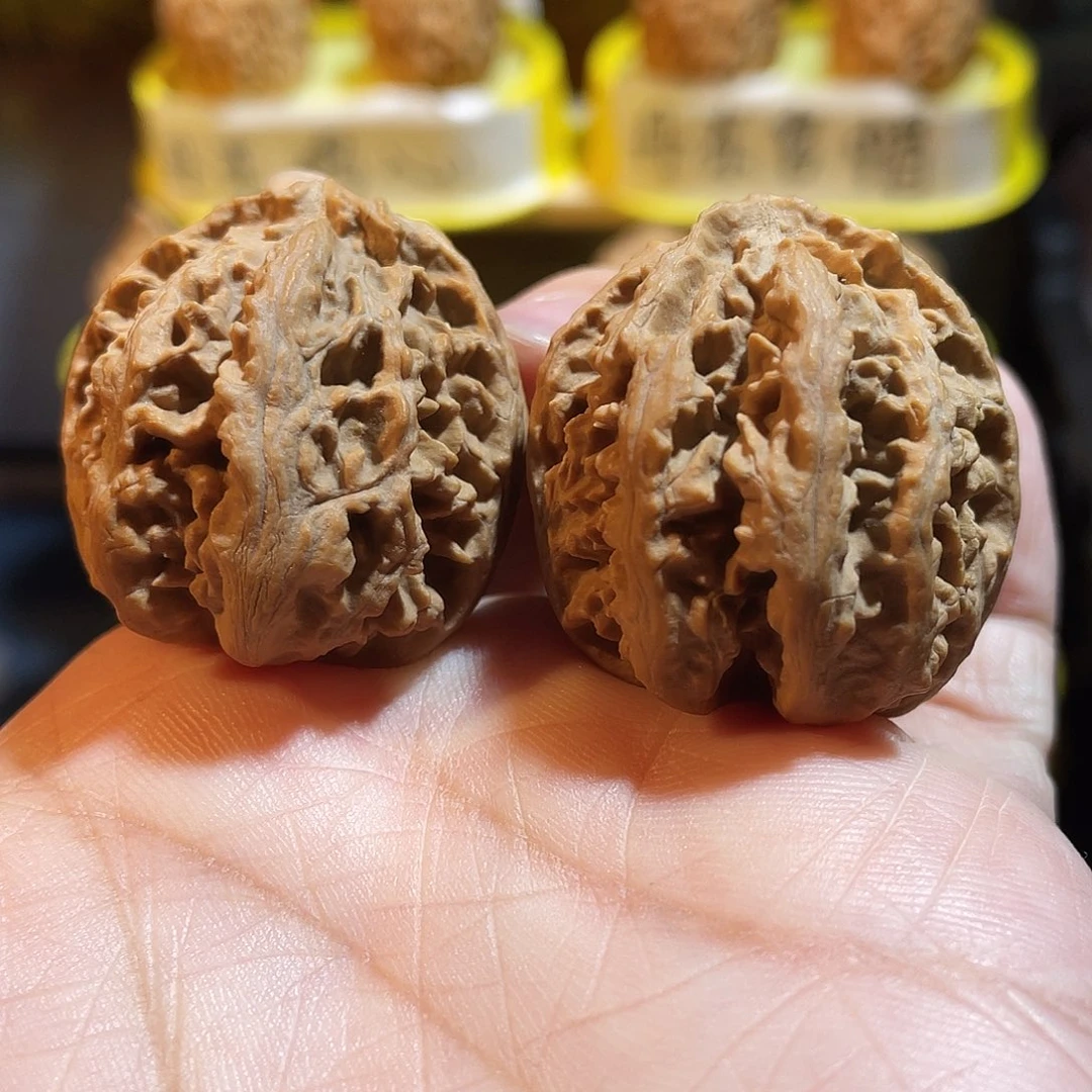 文玩核桃吊坠方印