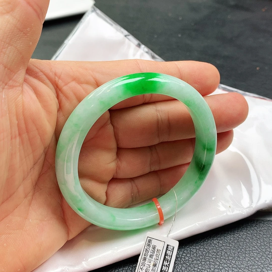 未镶嵌手镯翡翠靓****）天然翡翠手镯