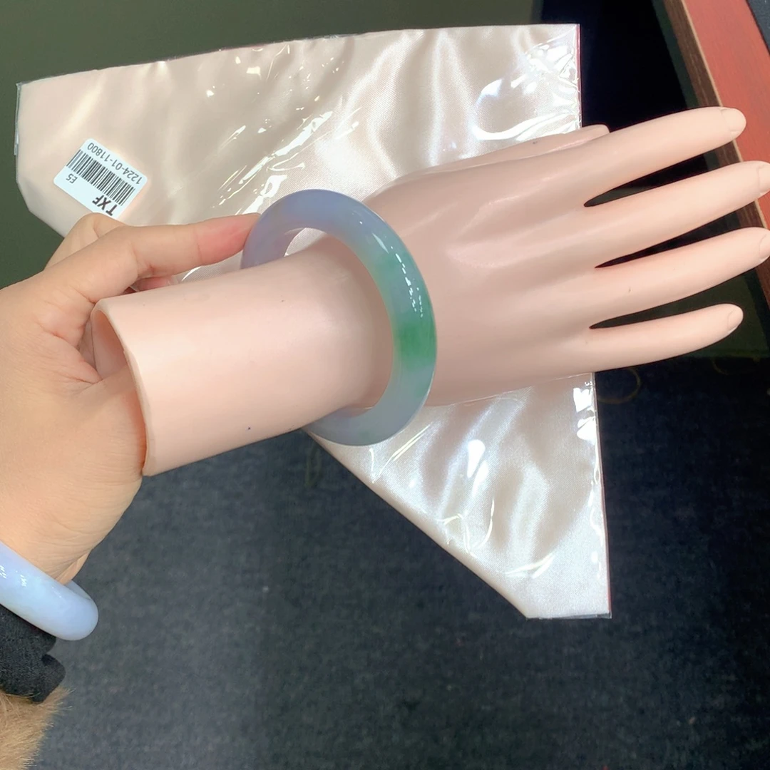 翡翠未镶嵌手镯24