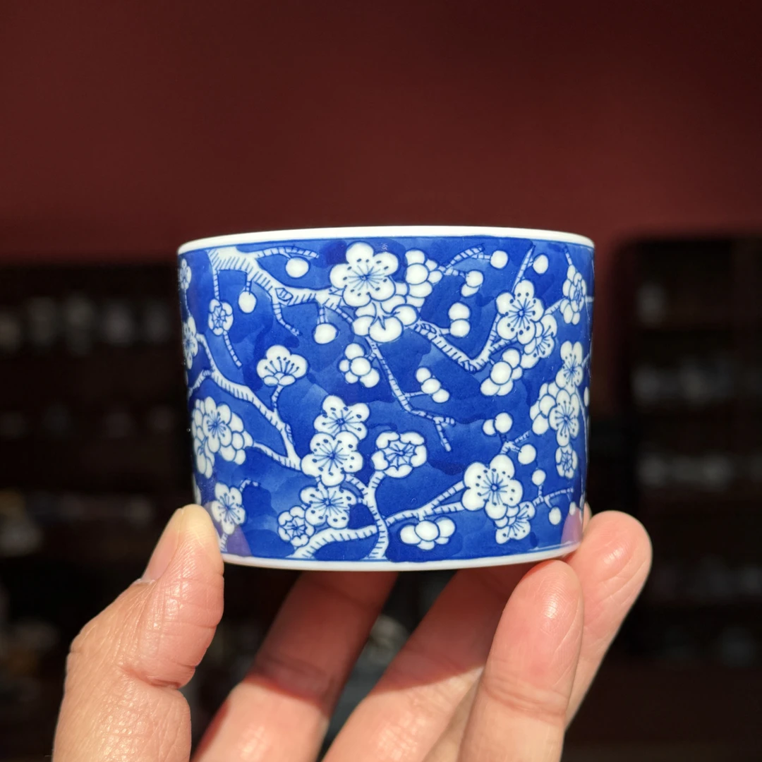 青花蓝底冰梅直口杯 手绘茶杯 使用容量约80cc 手工有差异