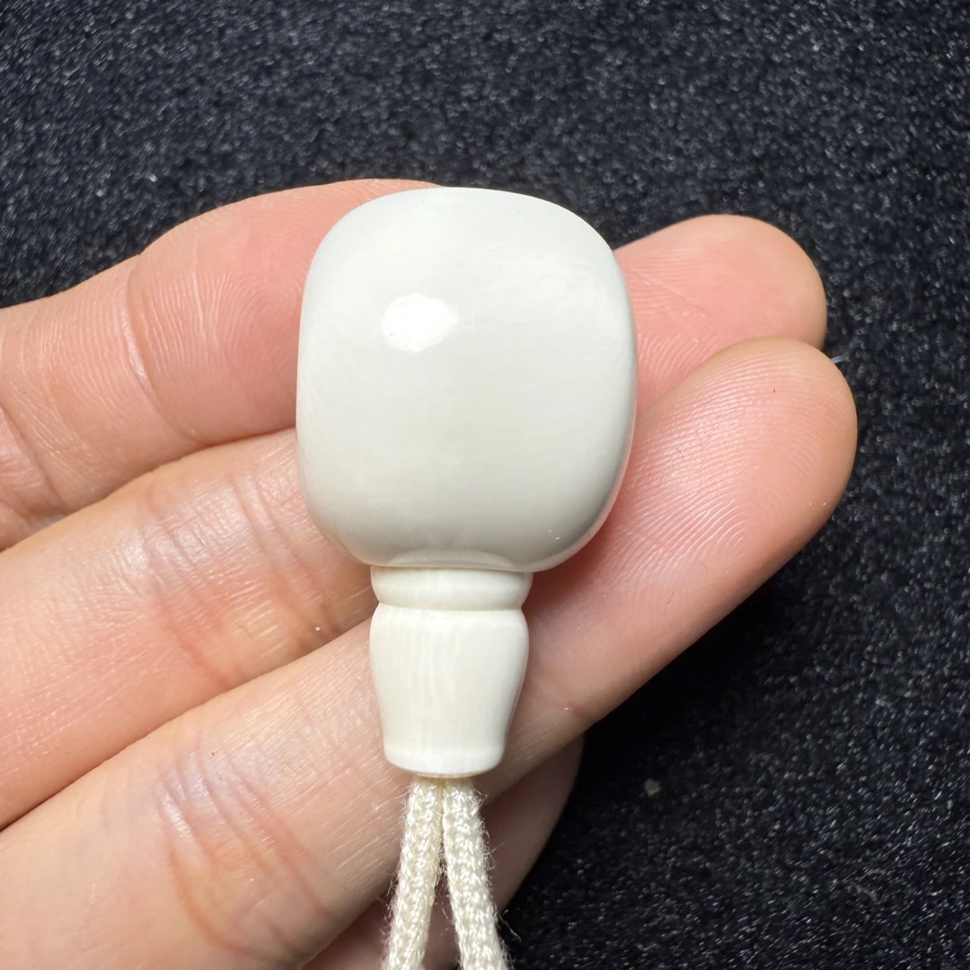 F1030猛犸象牙16*20*29mm藏式分体三通桶珠分体冰料果冻料