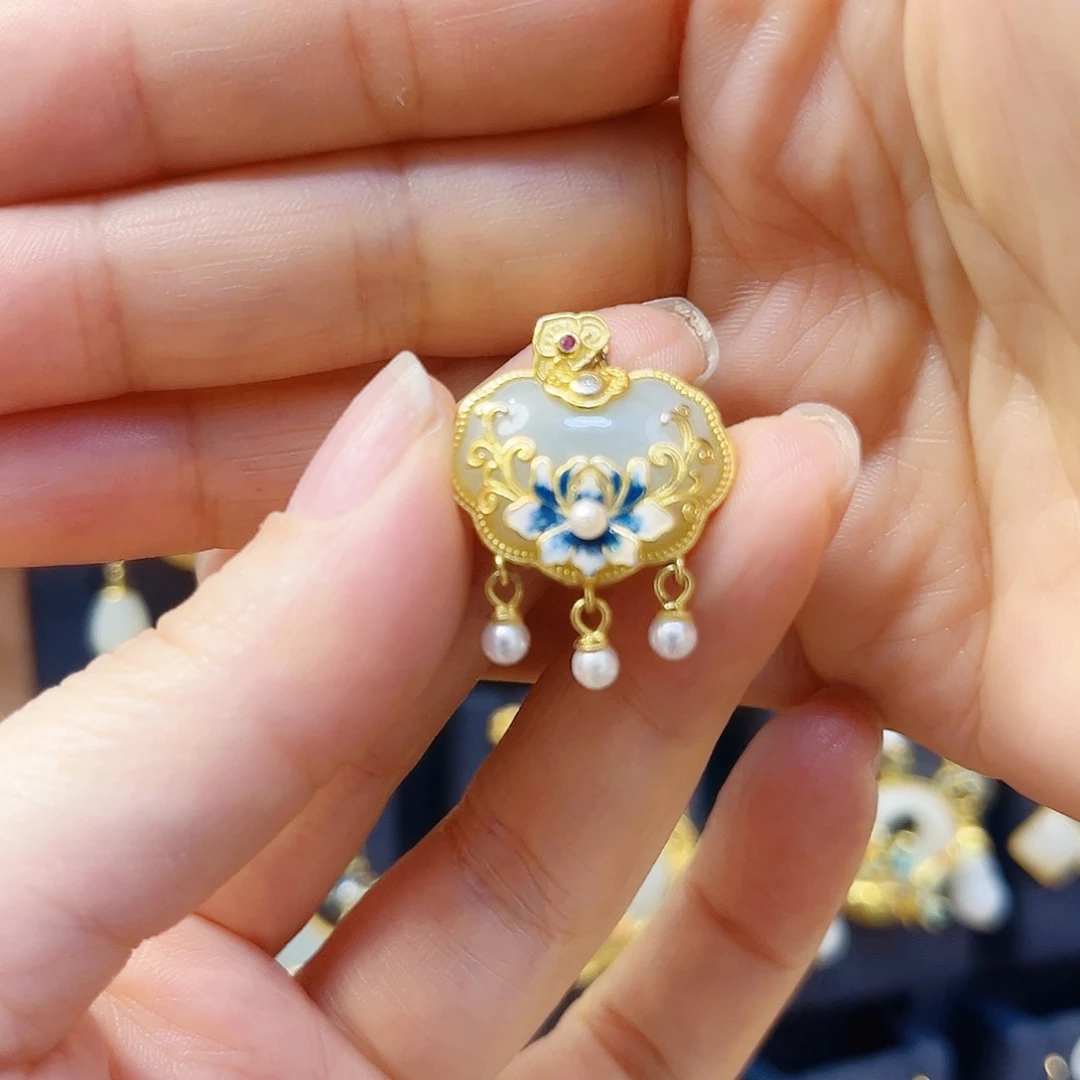 和田玉银S925镀金镶嵌颈饰