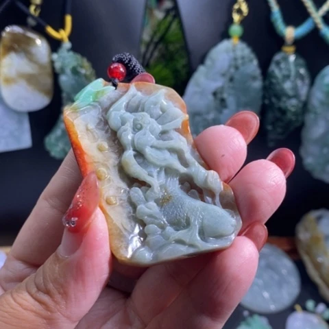 【闪购商品】颈饰未镶嵌翡翠鱼