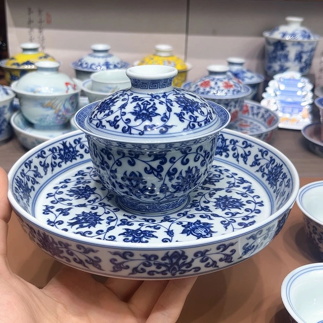 z****9青花缠枝莲盖碗加壶承