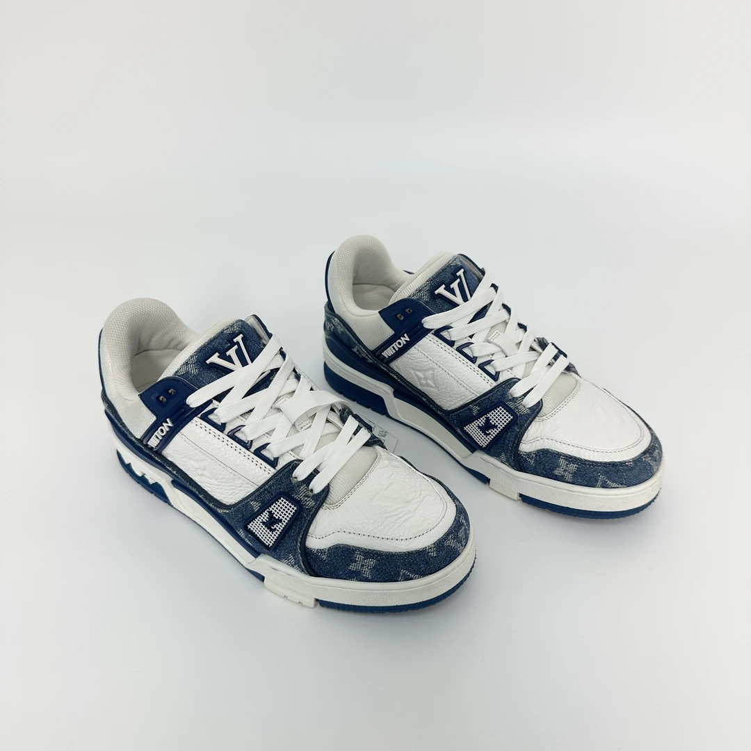 99新 LouisVuitton/路易威登 /38码/Lv蓝白牛仔tranier板鞋/8352