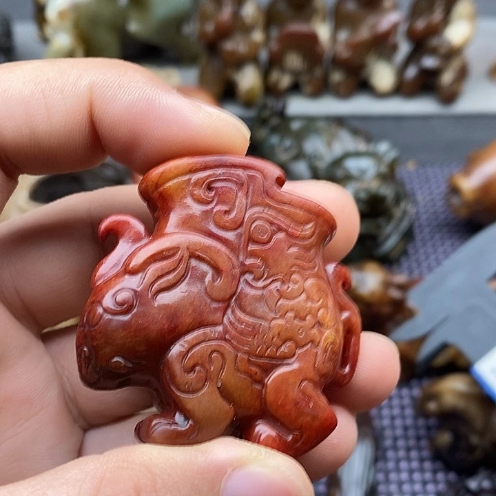未镶嵌蛇纹石玉颈饰