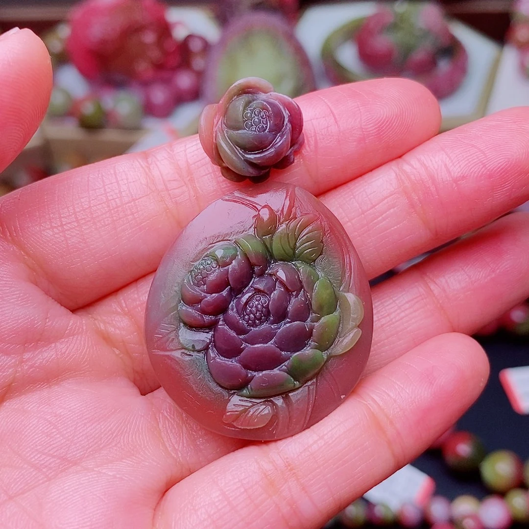 喜****玛瑙/玉髓未镶嵌珠宝奇石盐源玛瑙定制