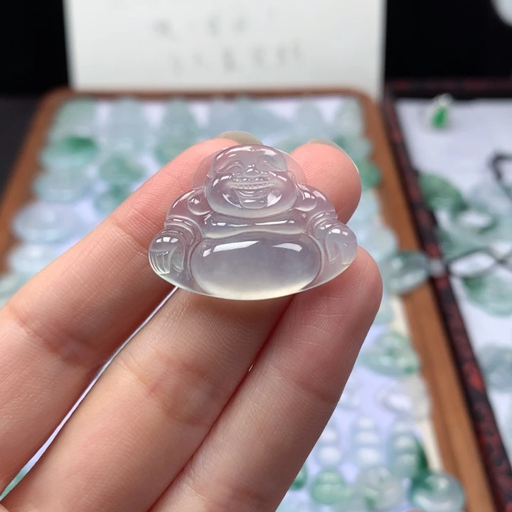 颈饰未镶嵌翡翠冰种佛公
