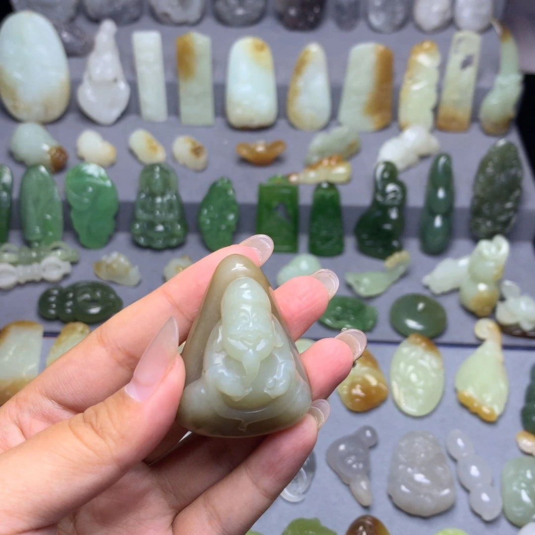 未镶嵌和田玉挂件