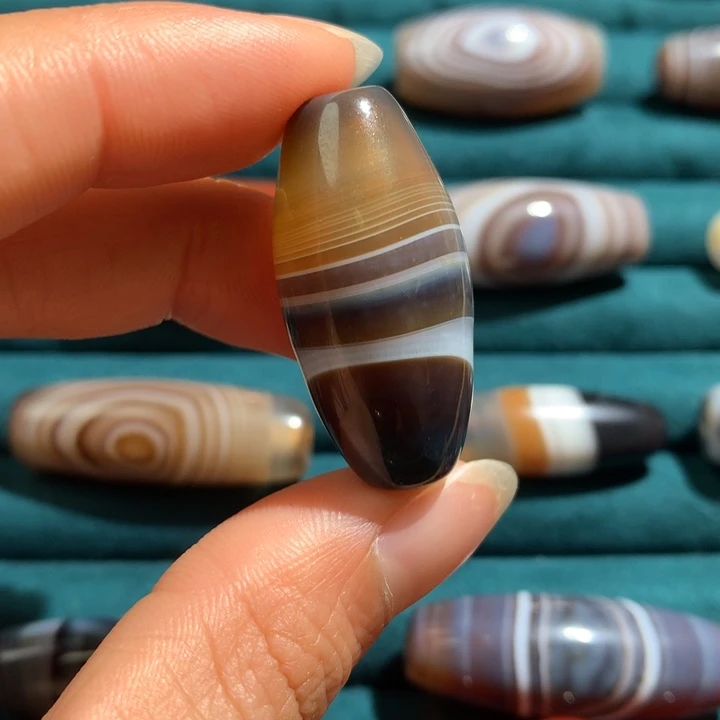 未镶嵌玛瑙/玉髓珠宝奇石