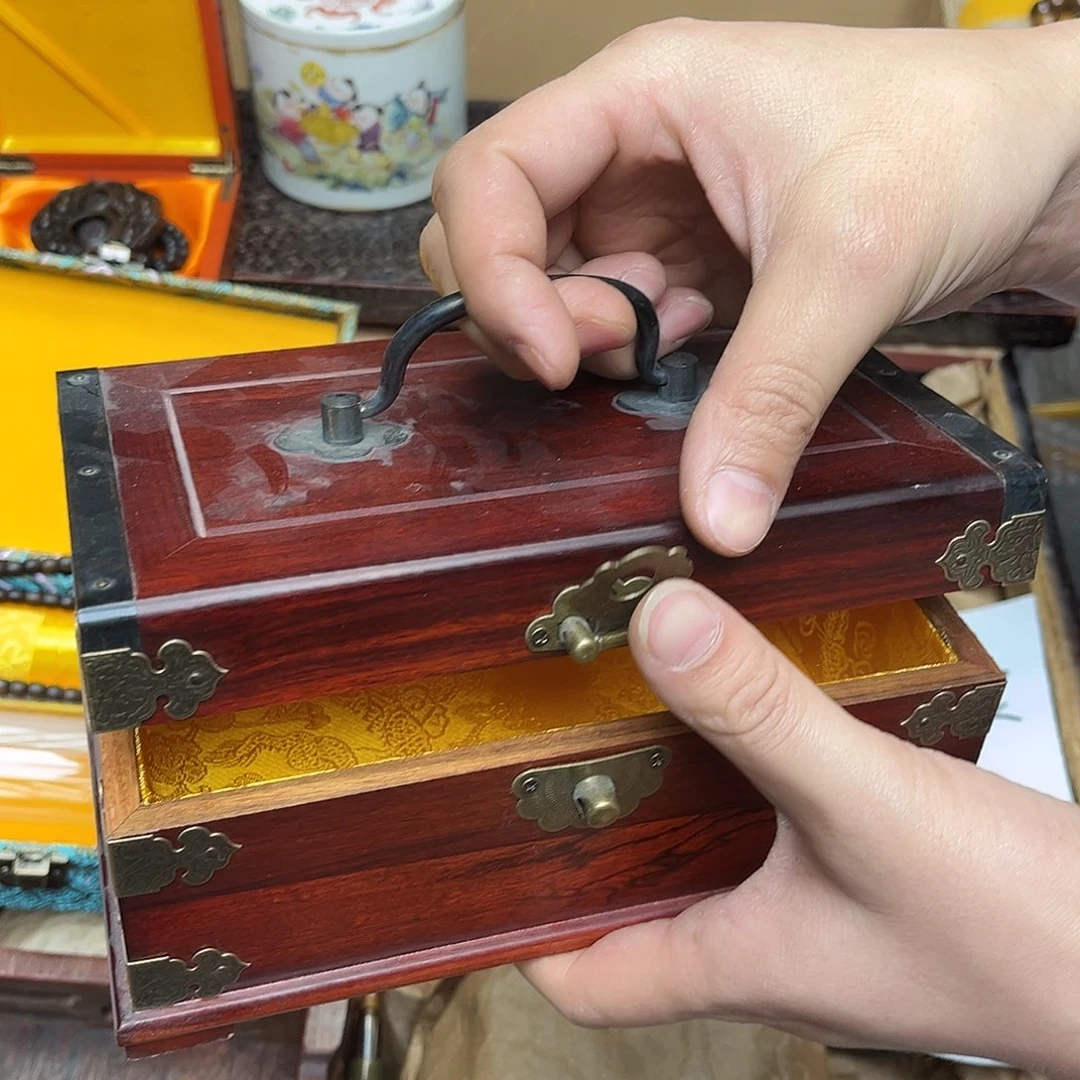 大叶紫檀（黑酸枝木类）