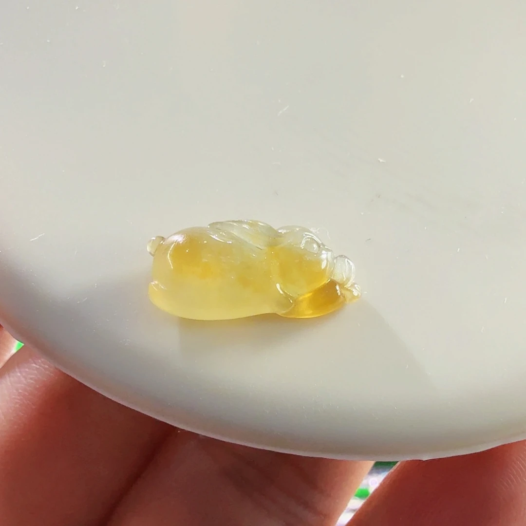 颈饰未镶嵌翡翠裸石