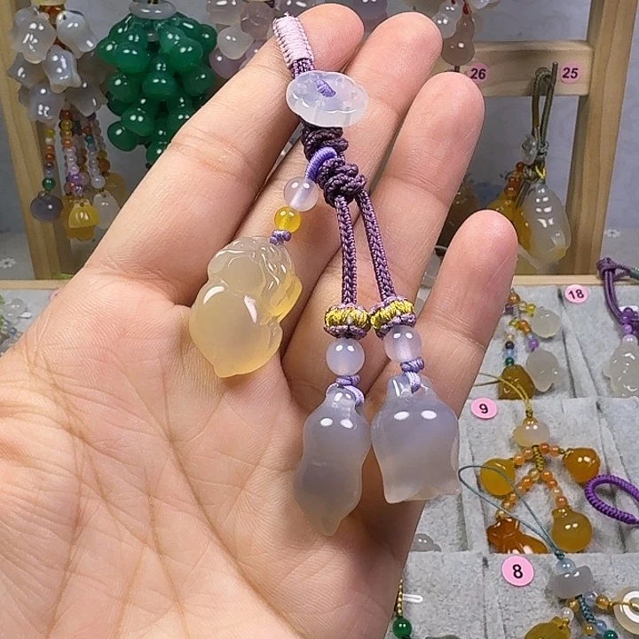 钥匙扣福利款小福猪紫罗兰颜色