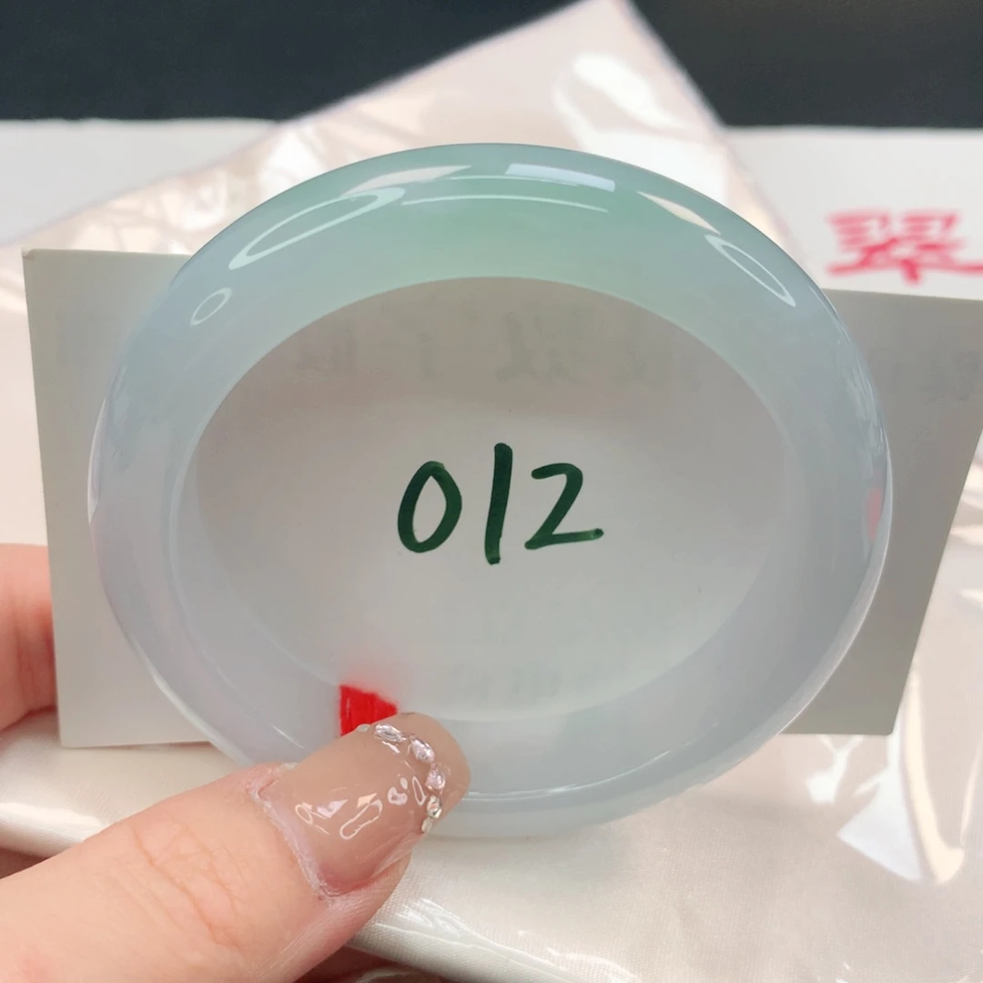 翡翠手镯未镶嵌缅甸天然A货翡翠