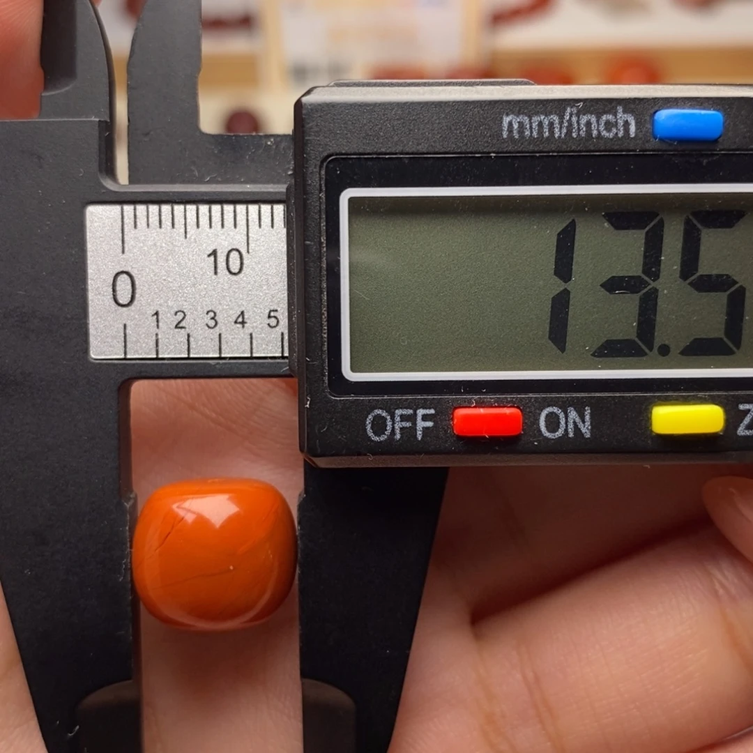 南红玛瑙未镶嵌配饰微瑕纹裂