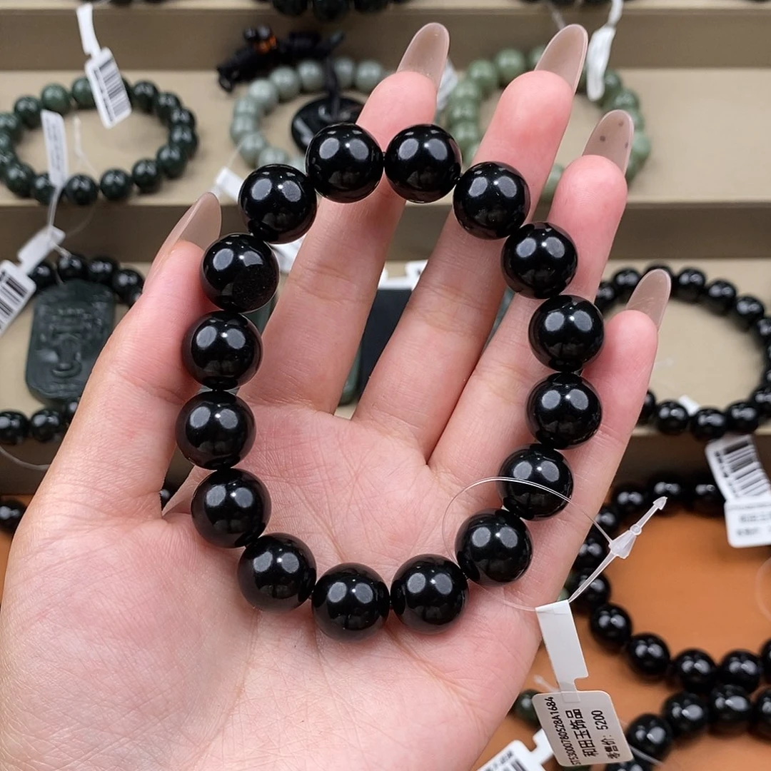 青***老和田玉未镶嵌手链