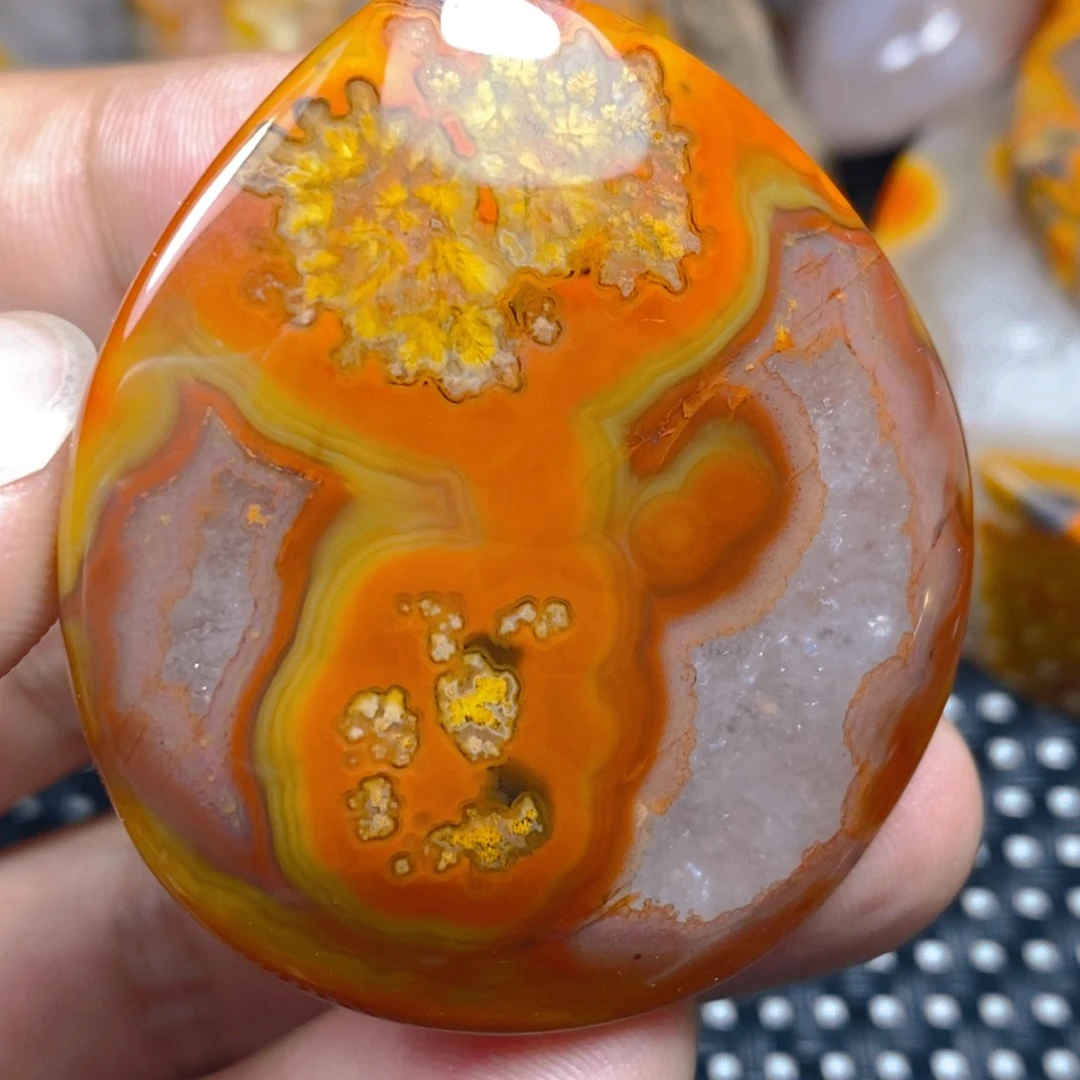 未镶嵌吊坠(不含链)玛瑙/玉髓东**⊙