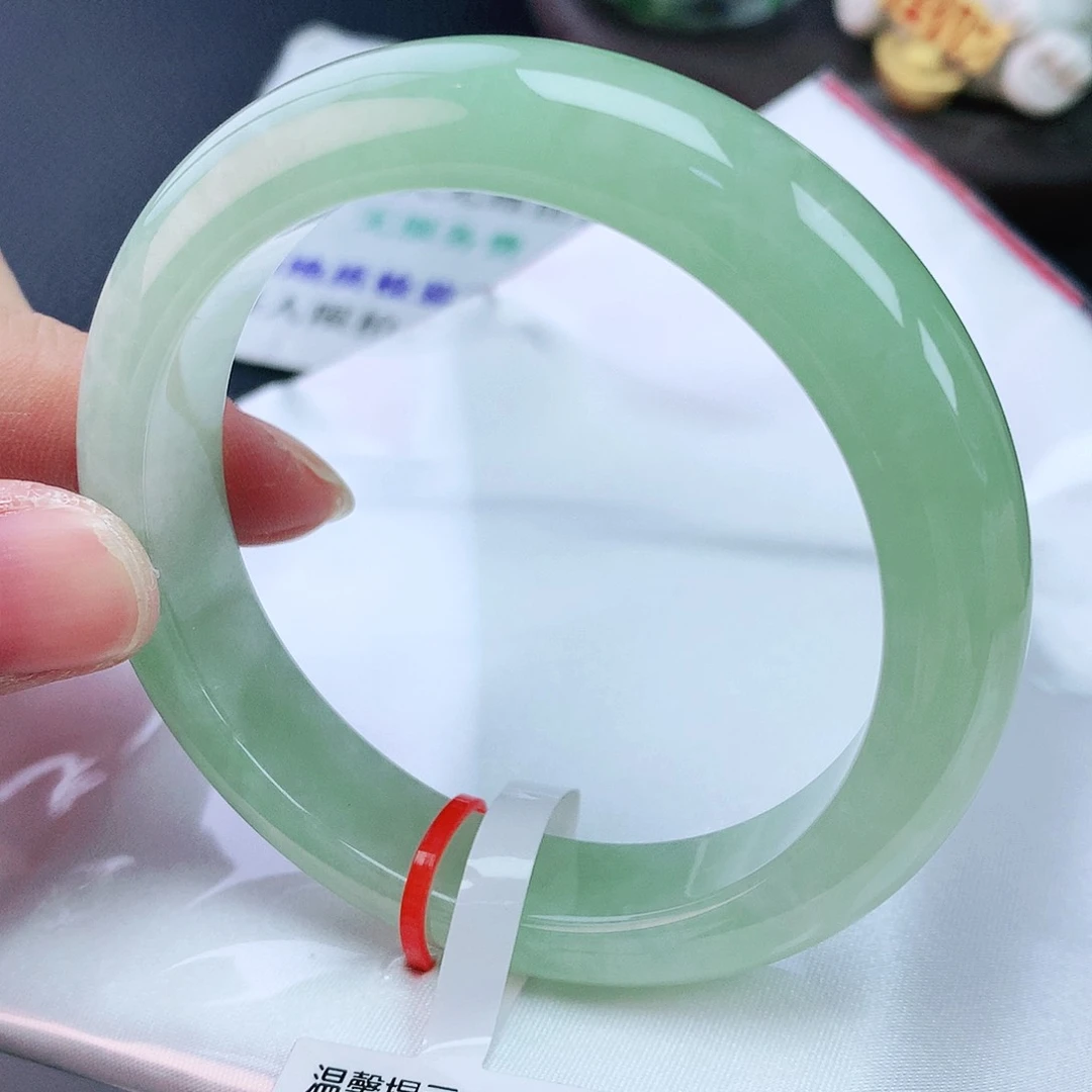 未镶嵌手镯翡翠55+圈