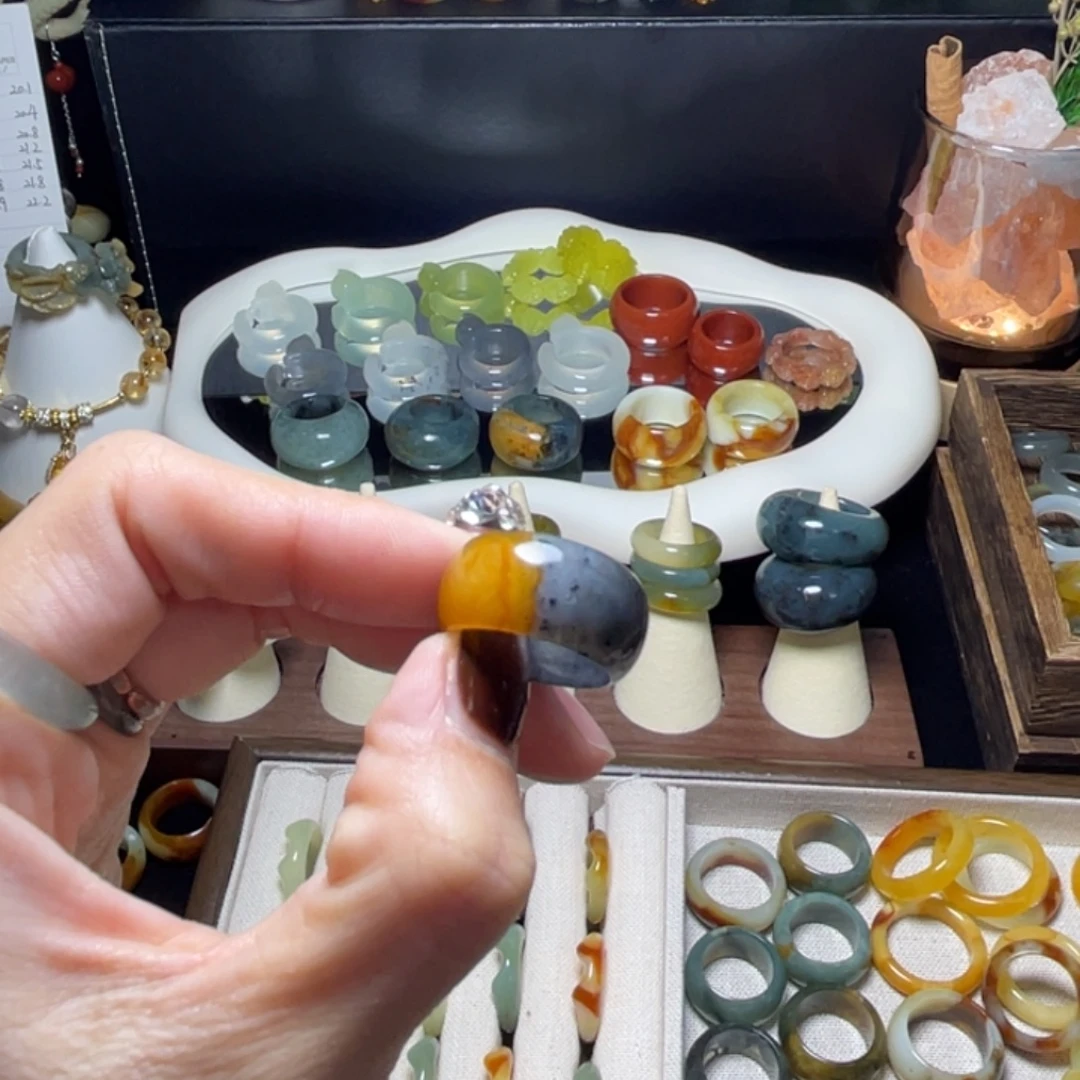 蛇纹石玉未镶嵌戒指16.2