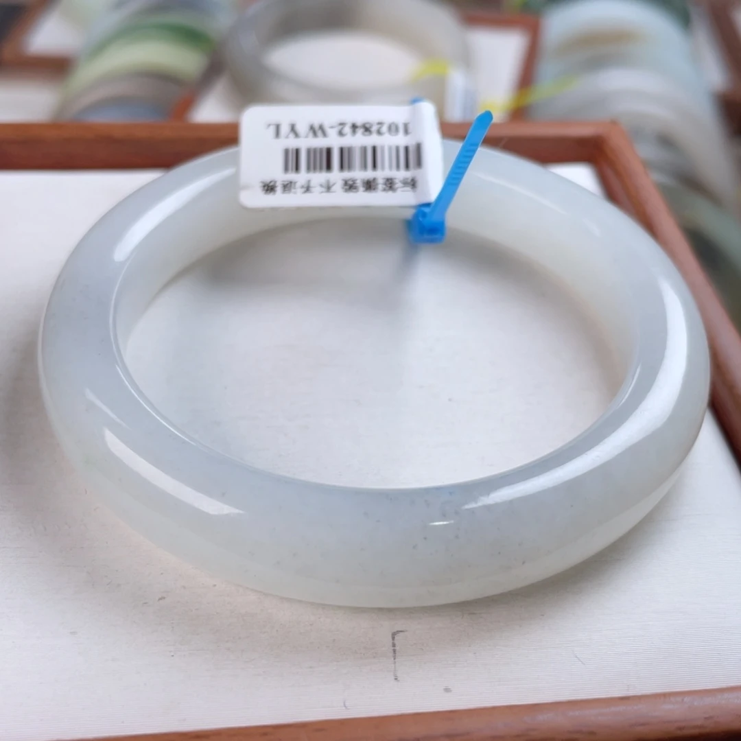 【闪购商品】和田玉手镯未镶嵌96 54/55