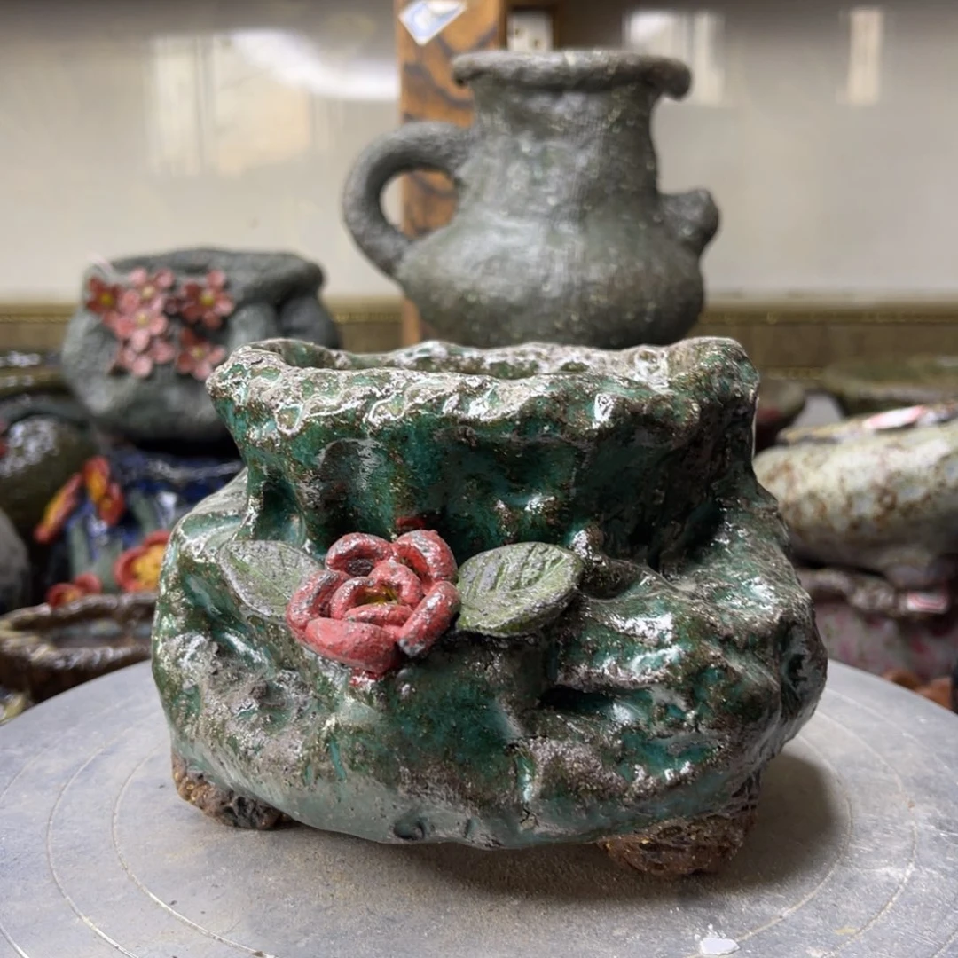 红陶粗砂陶瓷花盆